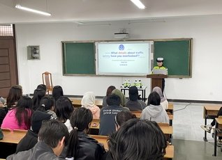 便于对照栏目动态与后续阅读